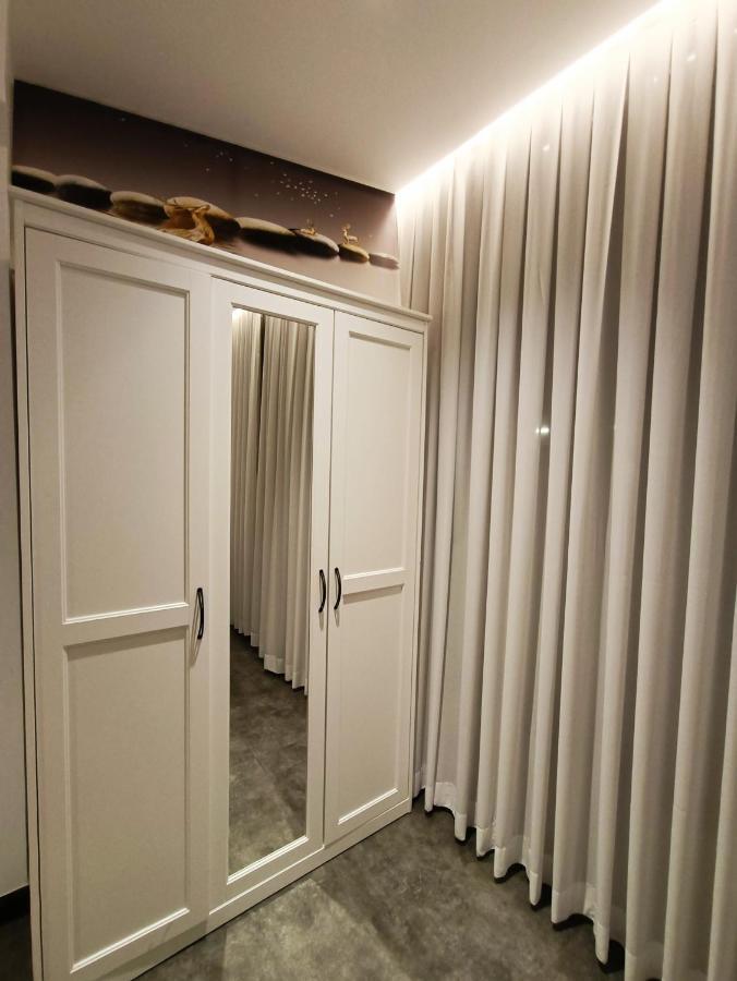 Luxury Aparment 5 Room 2 Minutes From The Beach Bat Yam Exterior photo