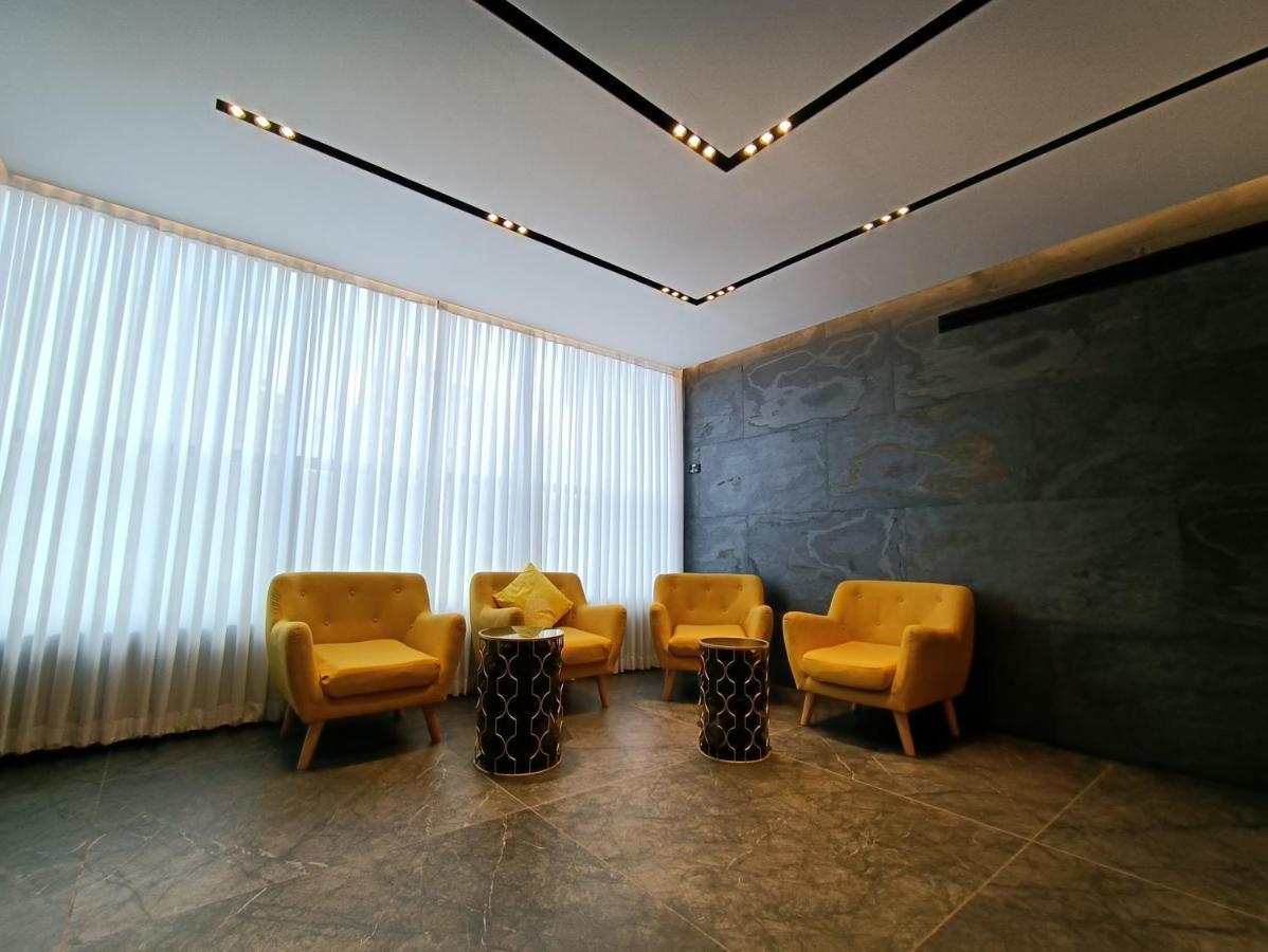 Luxury Aparment 5 Room 2 Minutes From The Beach Bat Yam Exterior photo
