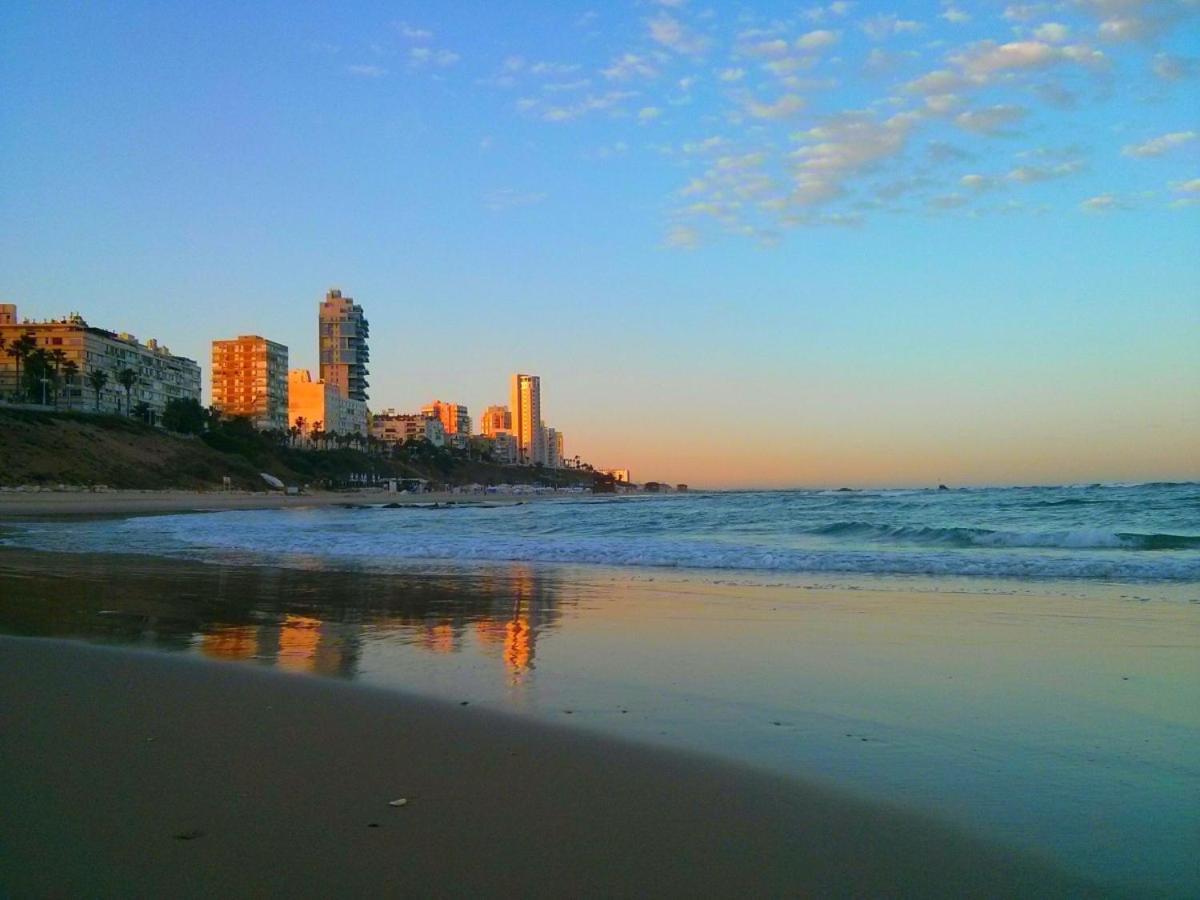 Luxury Aparment 5 Room 2 Minutes From The Beach Bat Yam Exterior photo